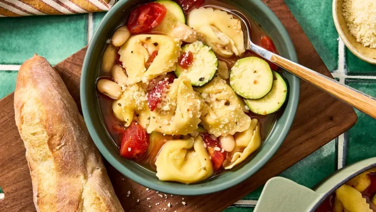Recipes, Dinners and Easy Meal Ideas – Tortellini Soup