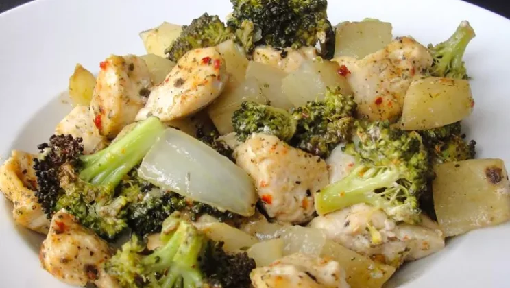 How to Make the Perfect Baked Italian Chicken Dinner at Home